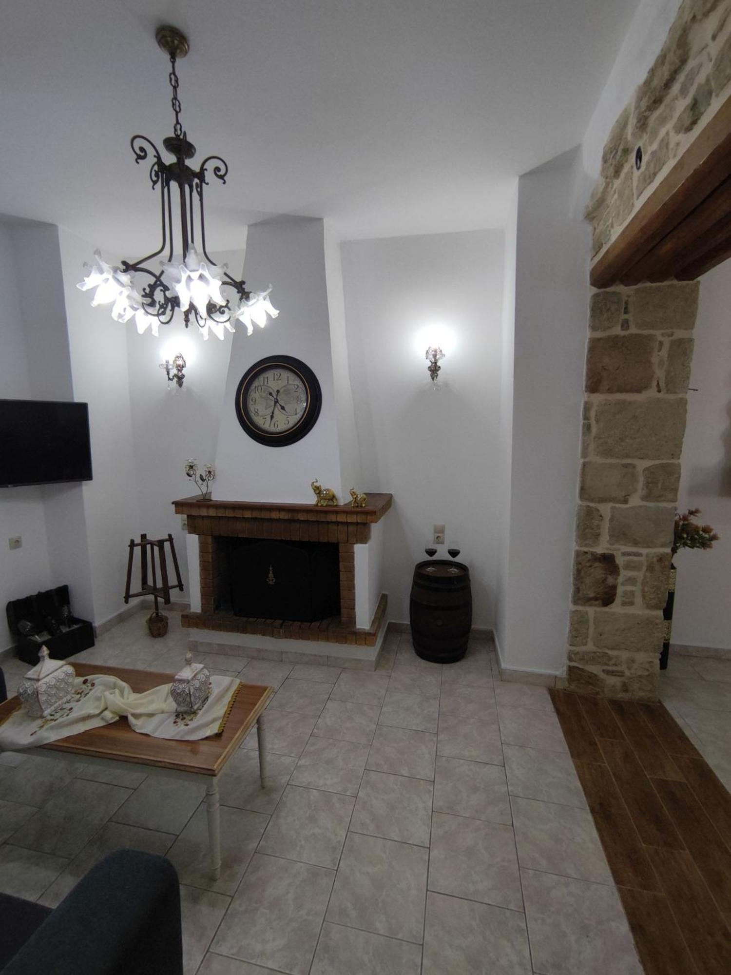 La Maison D Aspasia Kamilari Exterior foto